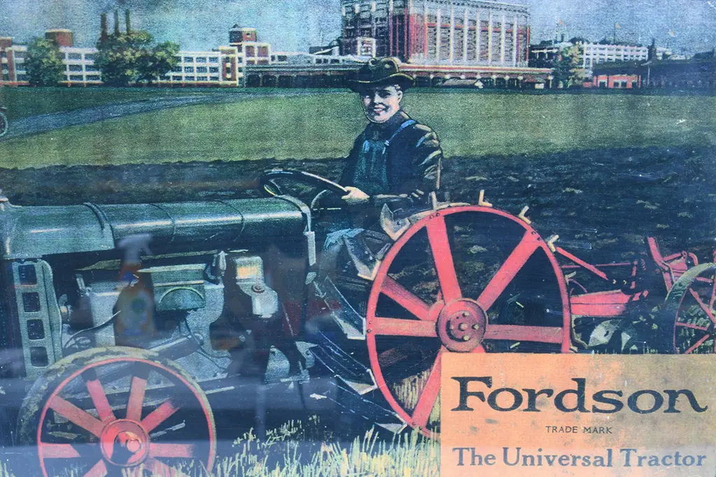FORDSON THE UNIVERSAL TRACTOR FRAMED PICTURE Image 1++