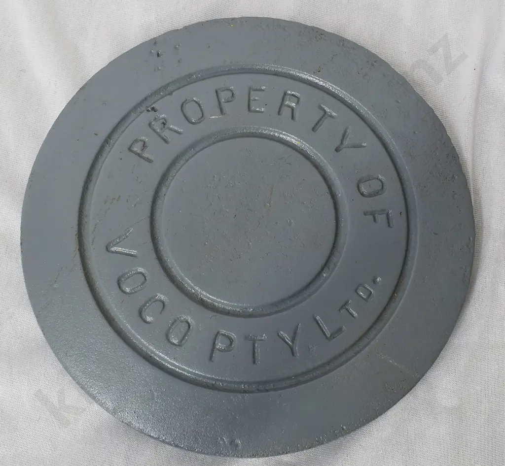 VOCO PTY LTD TOBY FORECOURT COVER PLATE Image 1++