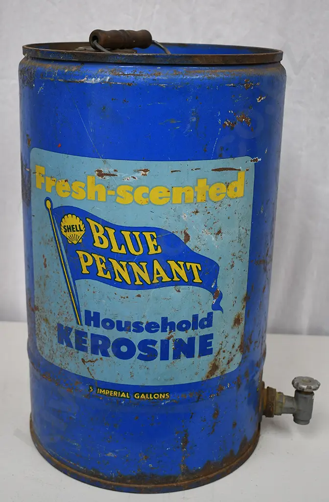 SHELL BLUE PENNANT HOUSEHOLD KEROSENE TIN Image 1++