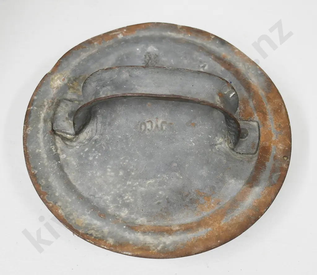 VACUUM OIL CO.PTY OIL CAN Image 1++