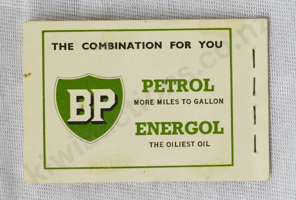 MIXED AUTOMOTIVE COLLECTABLES Image 1++