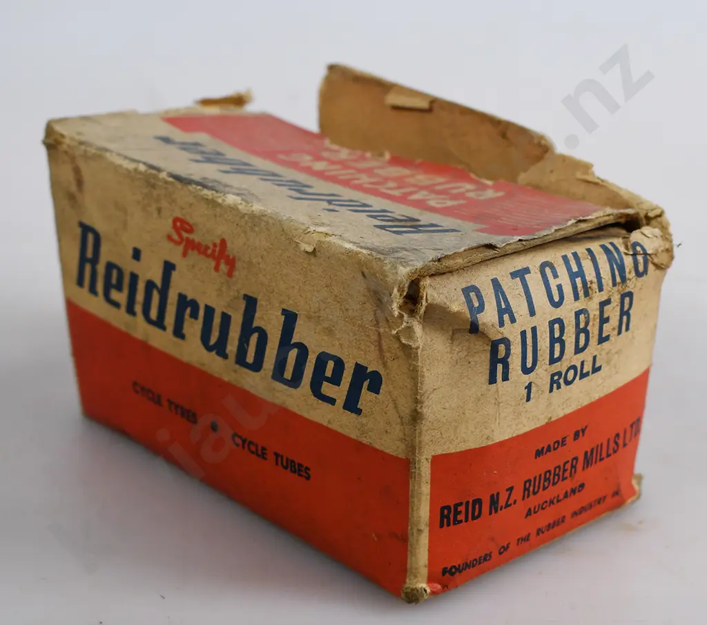 ROMAC CURE - C - CURE TYRE PATCH TIN & SPEAKER MATCH PATCH PACKET Image 1++