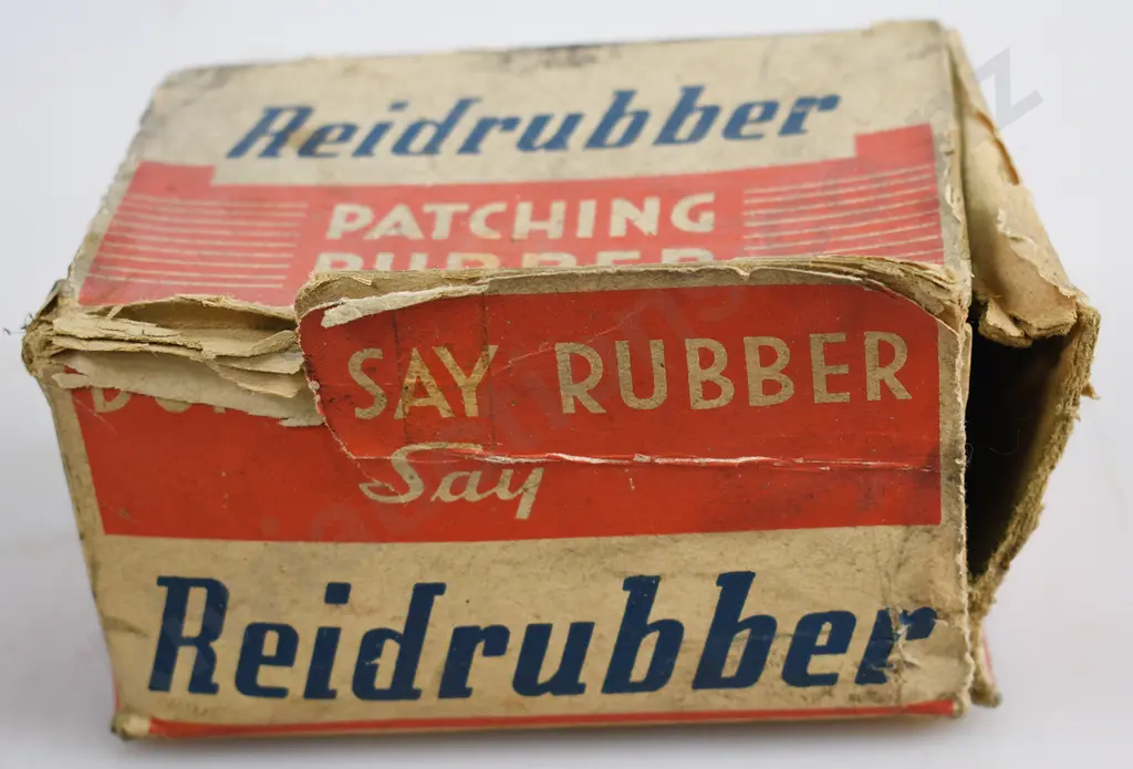 ROMAC CURE - C - CURE TYRE PATCH TIN & SPEAKER MATCH PATCH PACKET Image 1++