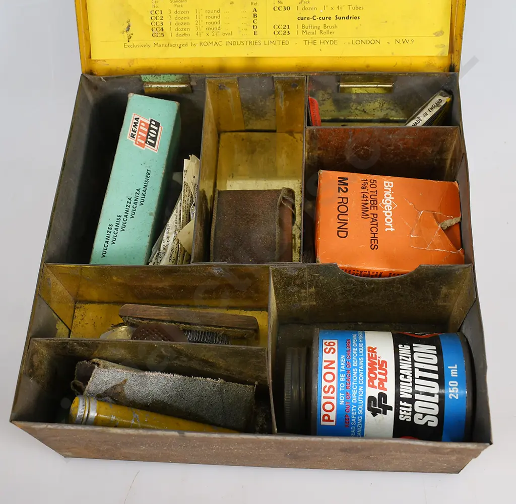 ROMAC CURE - C - CURE TYRE PATCH TIN & SPEAKER MATCH PATCH PACKET Image 1++