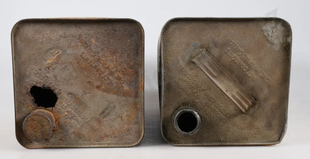 MOBILOIL TINS, VACUUM OIL COMPANY Image 1++