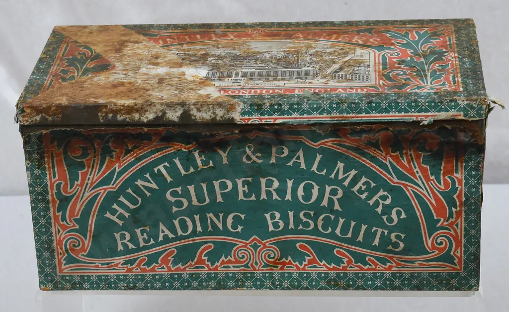 CALTEX & HUNTLEY & PALMERS TINS Image 1++