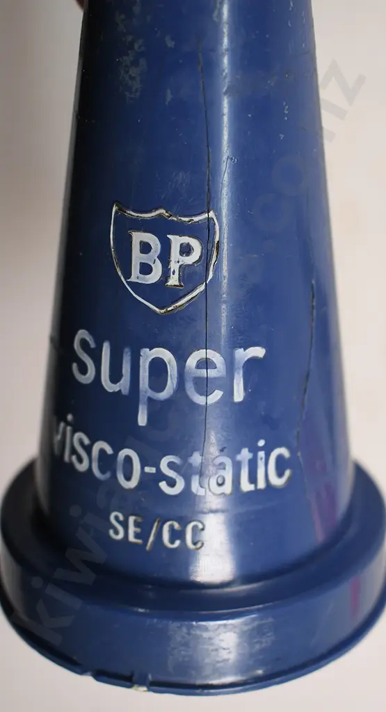 BP MOTORING OIL BOTTLE POURERS Image 1++