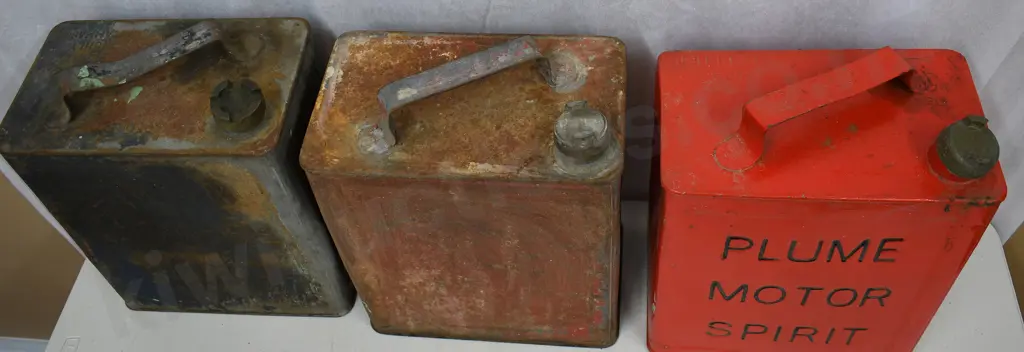 BIG TREE, MOBIL, PLUME PETROL TINS Image 1++