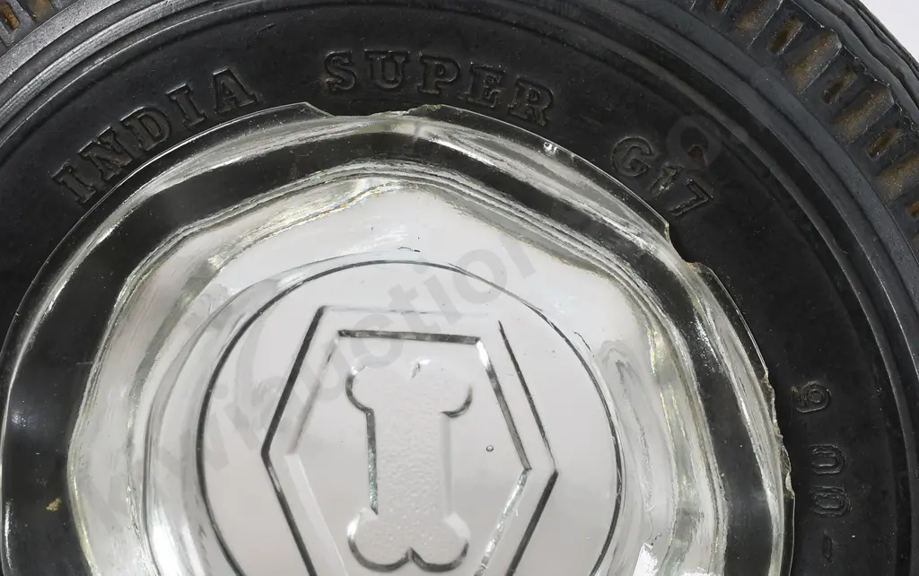 ADVERTISING TYRE ASHTRAYS Image 1++