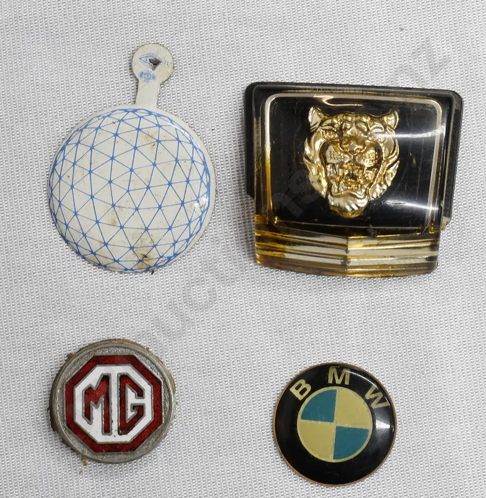 ASSORTED AUTOMOTIVE ITEMS Image 1++