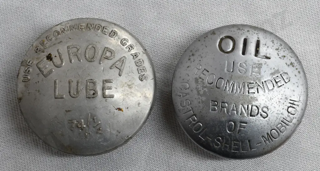 ASSORTED AUTOMOTIVE ITEMS Image 1++