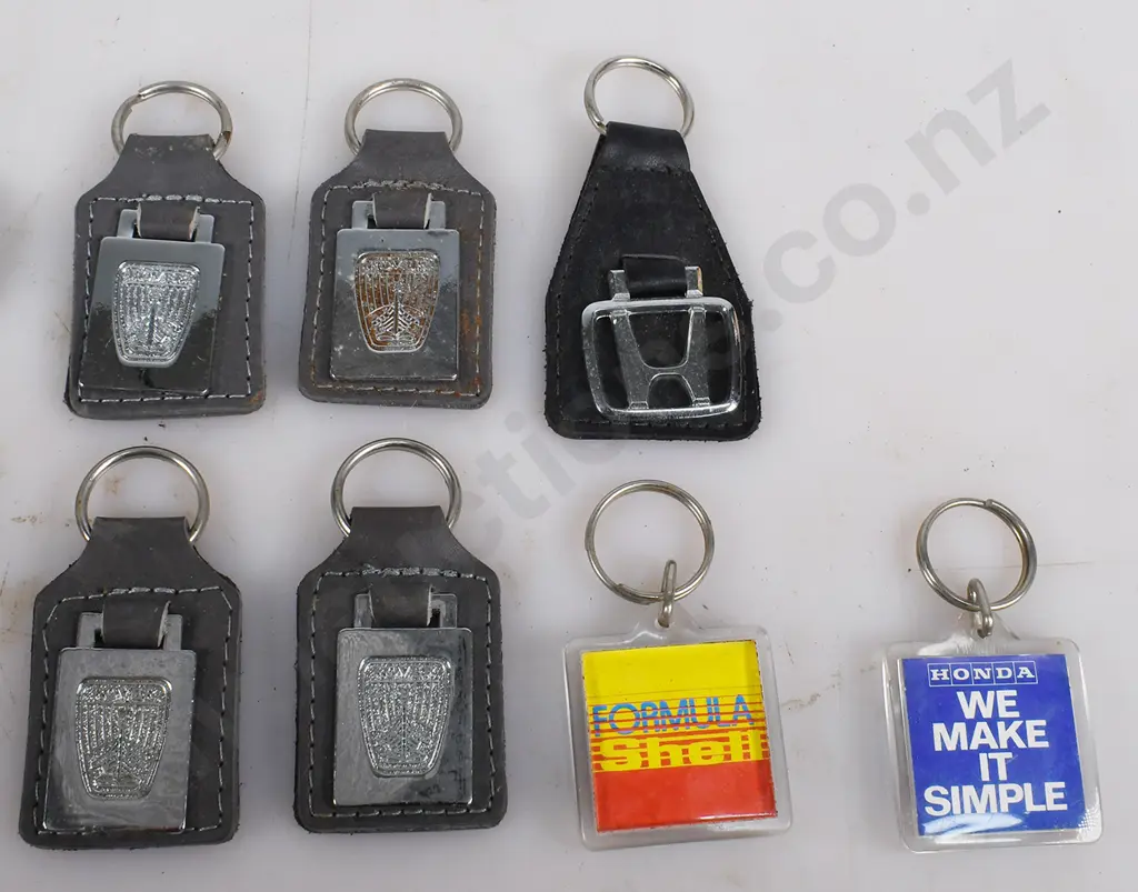 HONDA, ROVER ETC BADGES, KEY RINGS Image 1++