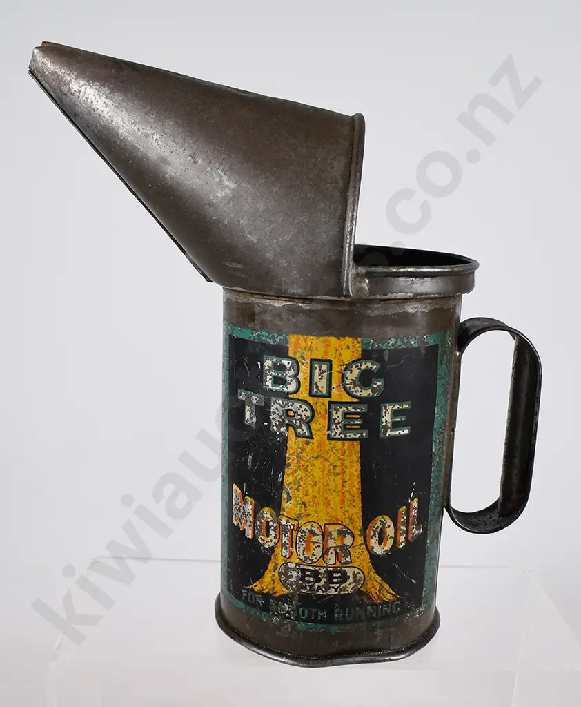 BIG TREE MOTOR OIL CAN/POURER Image 1++
