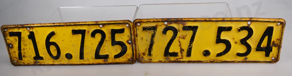 AUTOMOTIVE TINS, NUMBER PLATES Image 1++