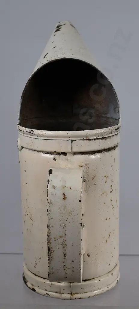 BP ENERGOL MOTORING OIL POURER Image 1++