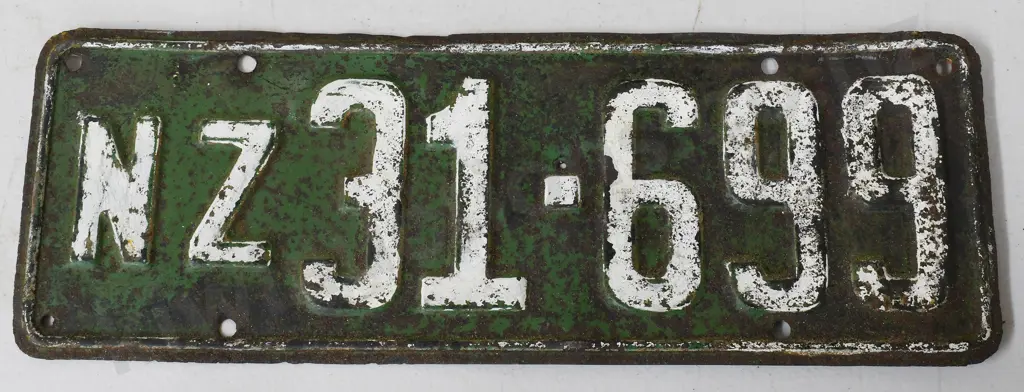 NEW ZEALAND NUMBER PLATE 1925 - 1926 Image 1++