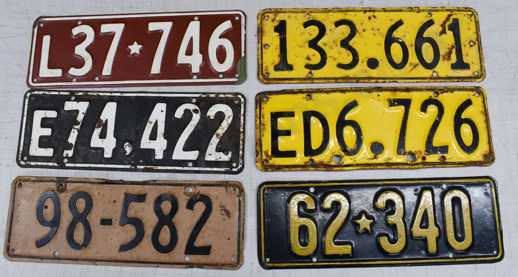 ASSORTED NEW ZEALAND SINGLE NUMBER PLATES Image 1++