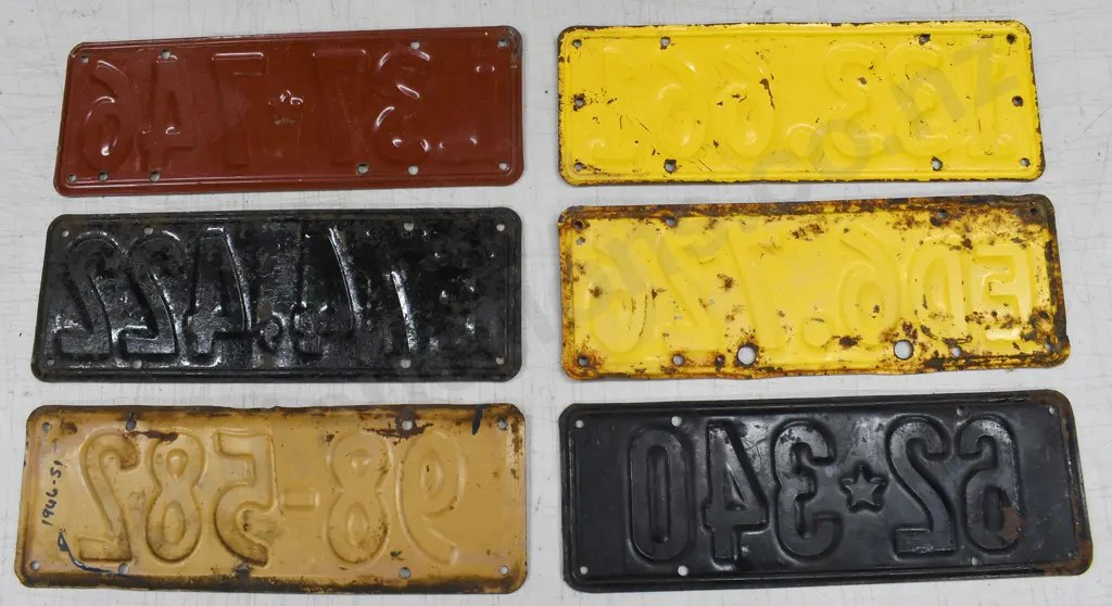 ASSORTED NEW ZEALAND SINGLE NUMBER PLATES Image 1++