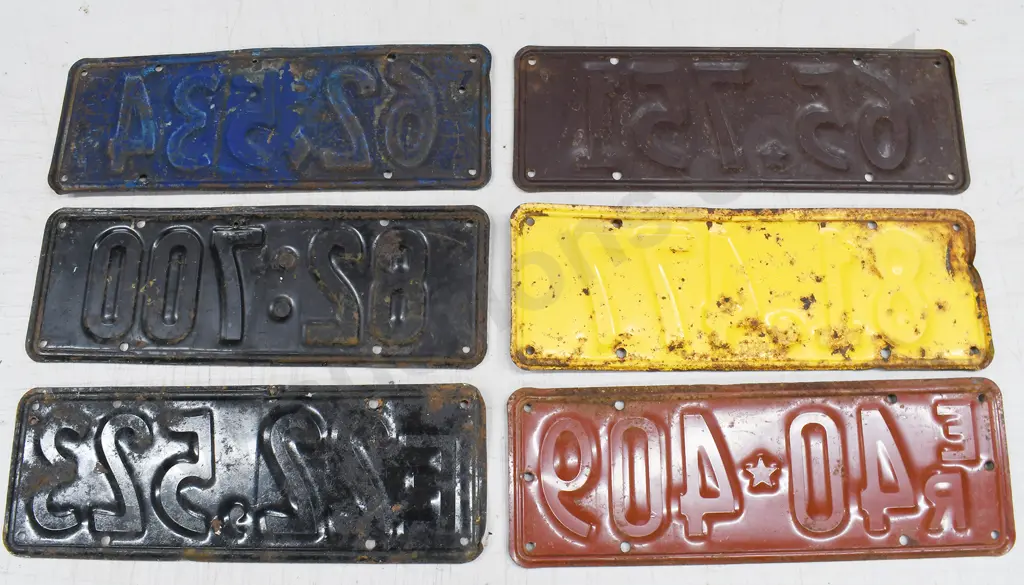 ASSORTED NEW ZEALAND SINGLE NUMBER PLATES Image 1++