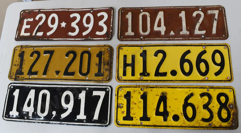 ASSORTED NEW ZEALAND SINGLE NUMBER PLATES Image 1++