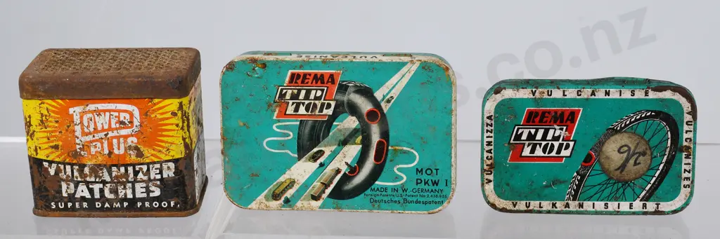 ASSORTED REPAIR KIT & OTHER TINS Image 1++