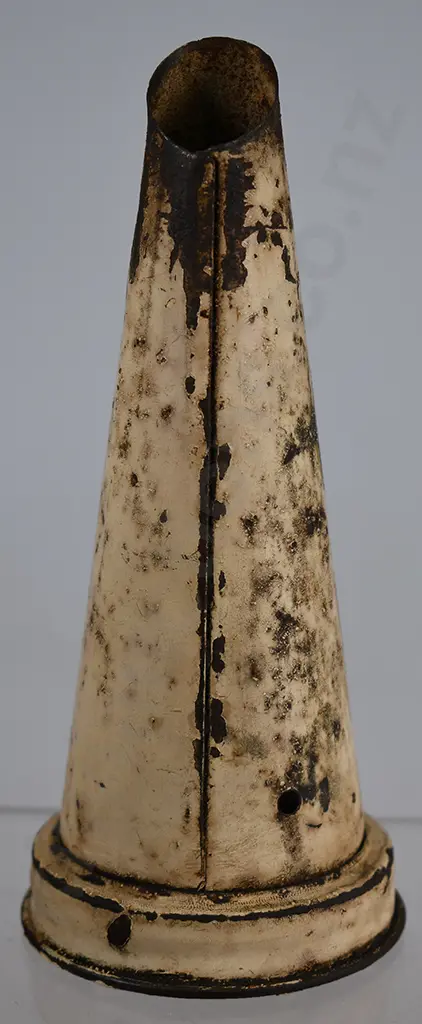 ESSO EXTRA No. 3 PRESSED TIN BOTTLE POURER Image 1++