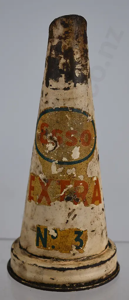 ESSO EXTRA No. 3 PRESSED TIN BOTTLE POURER Image 1++