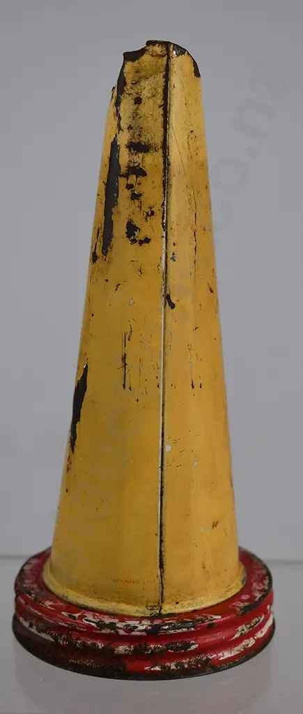 SHELL X-100 MOTOR OIL  PRESSED TIN BOTTLE POURER Image 1++