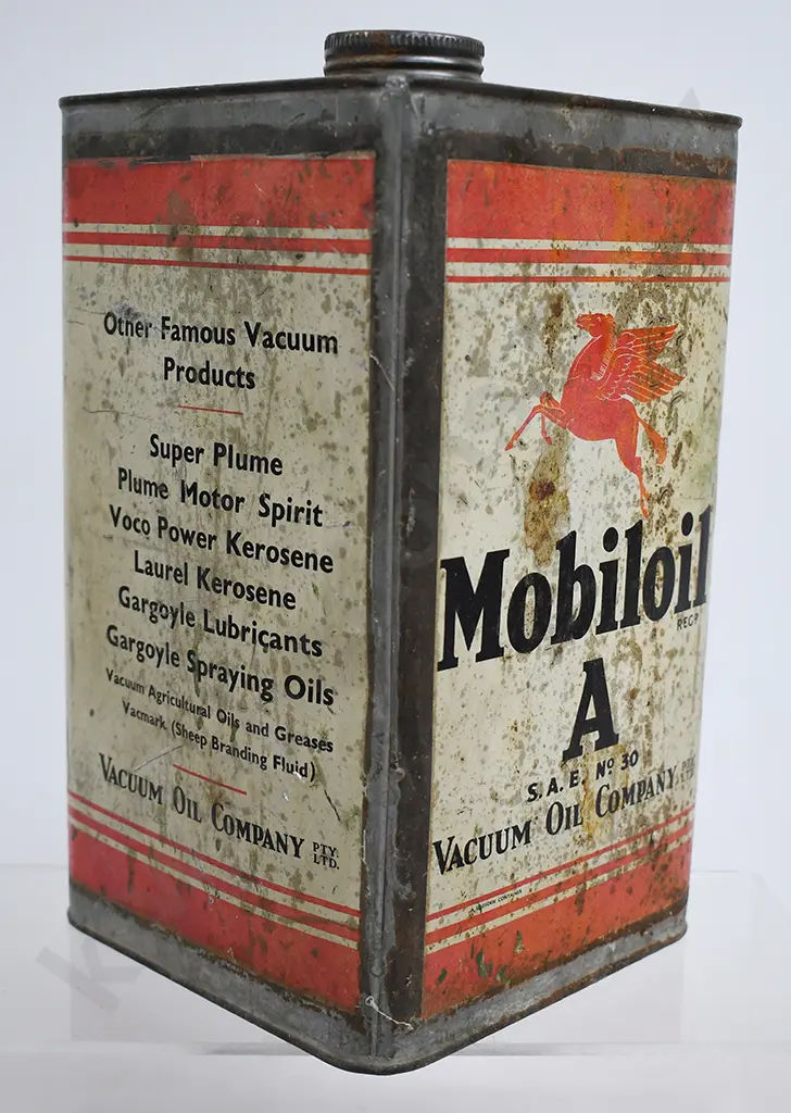 MOBILOIL A S.A.E. 30 OIL TIN, VACUUM OIL COMPANY Image 1++