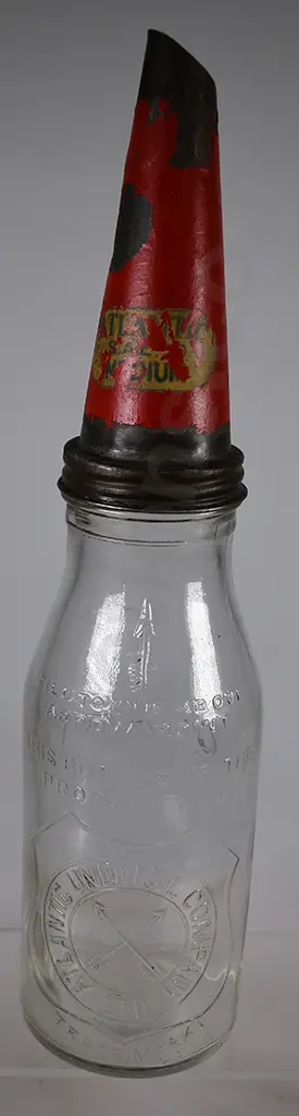 ATLANTIC UNION QUART OIL BOTTLE WITH POURER Image 1++