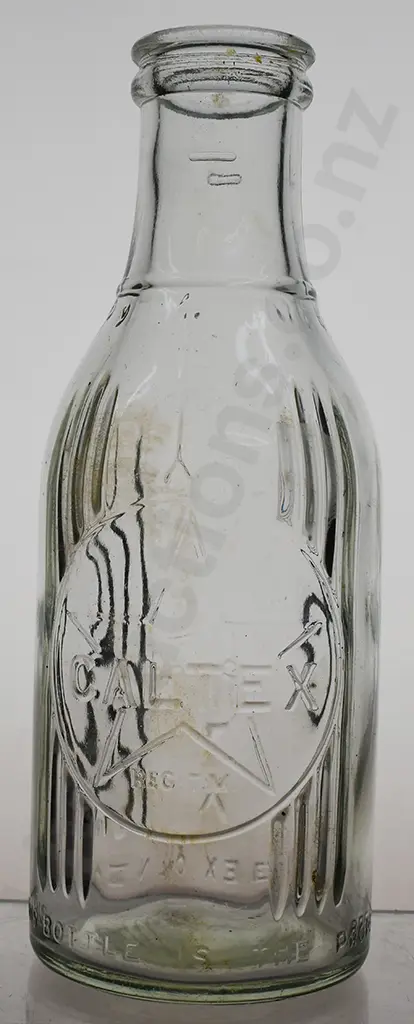 CALTEX PINT OIL BOTTLE Image 1++