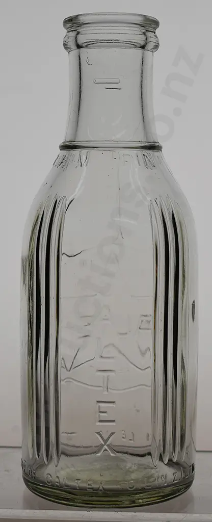 CALTEX PINT OIL BOTTLE Image 1++