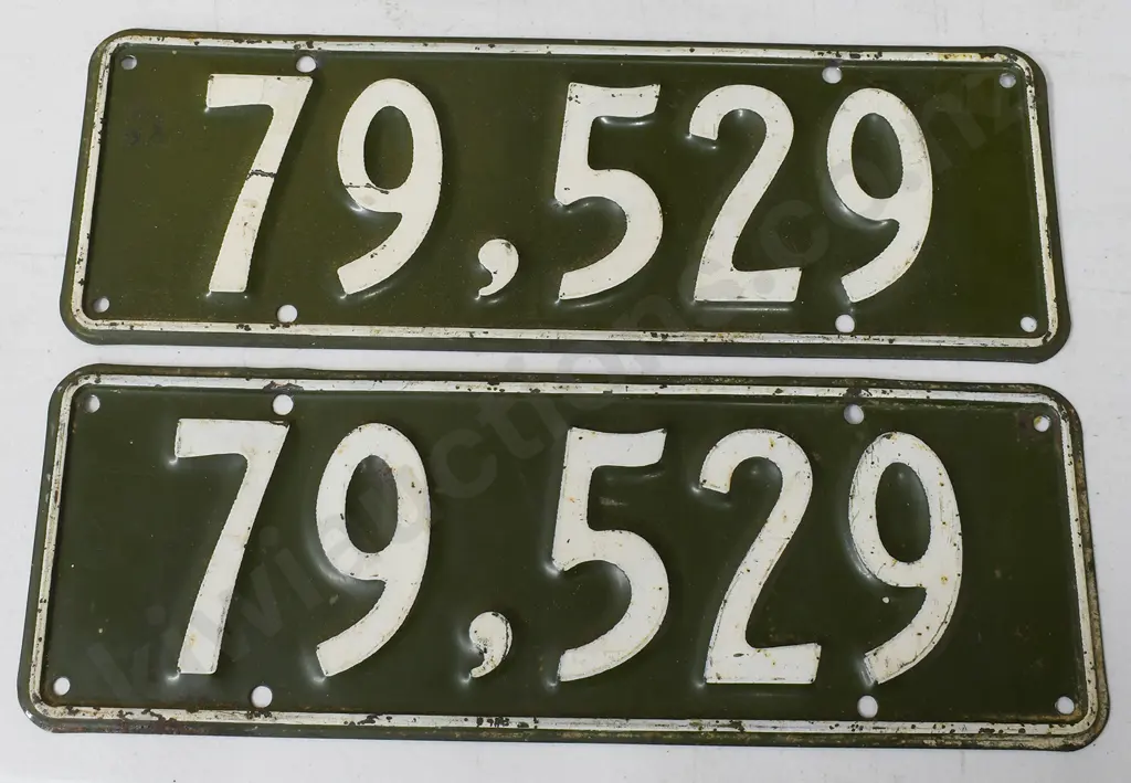 NEW ZEALAND NUMBER PLATE 1935 - 1936 Image 1++