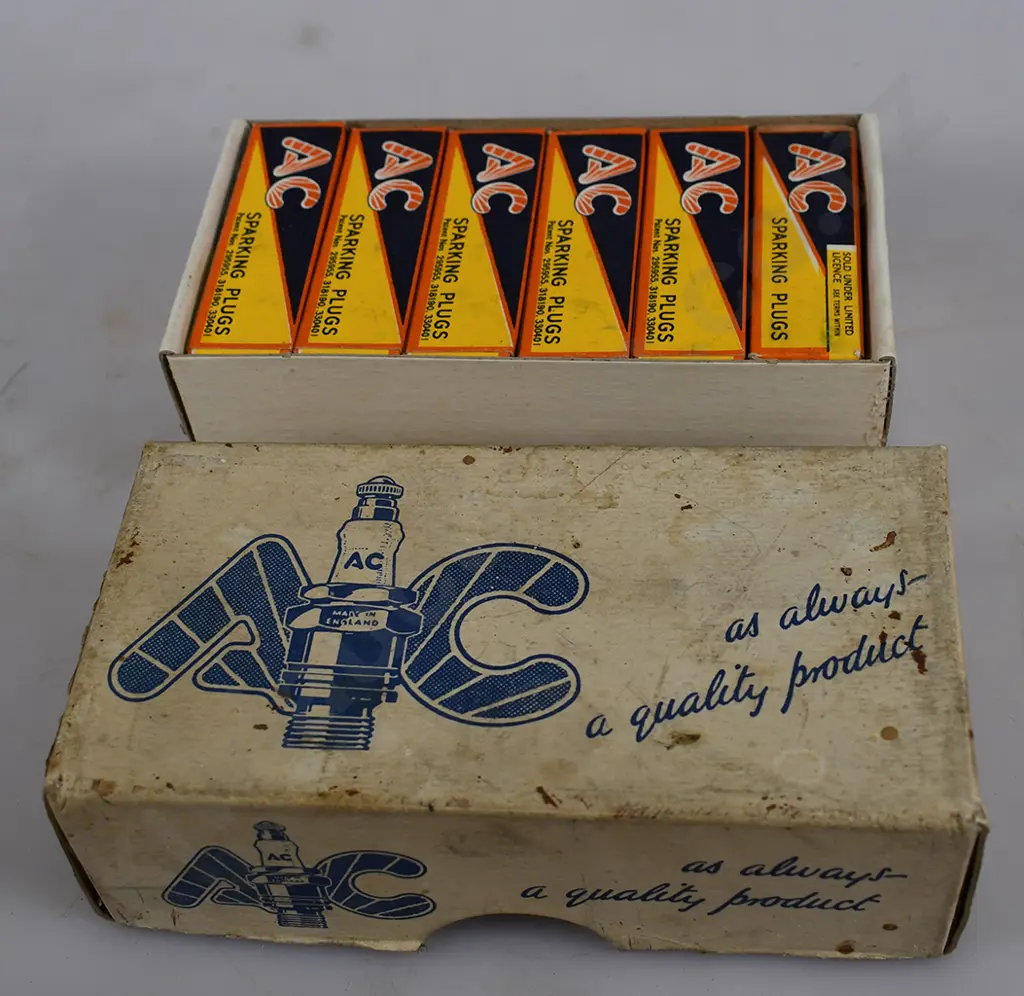 AC SPARK PLUGS IN BOX Image 1++
