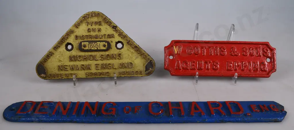 CAST METAL  MAKERS PLATES Image 1++