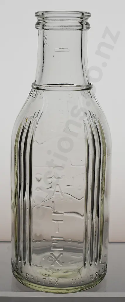 CALTEX PINT OIL BOTTLE Image 1++