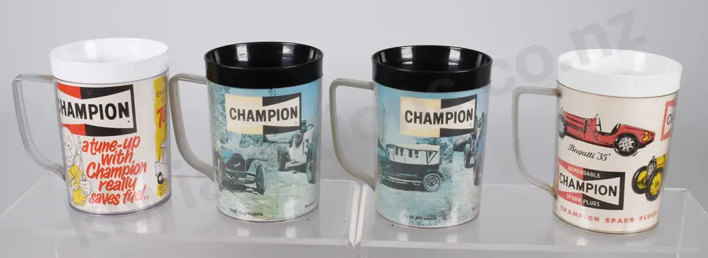 ASSORTED SPARK PLUG ITEMS Image 1++