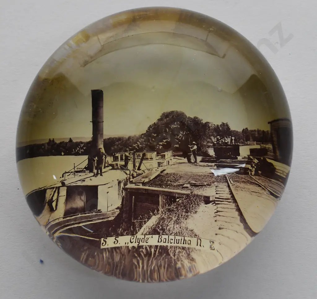 S.S. CLYDE BALCLUTHA PAPERWEIGHT Image 1++