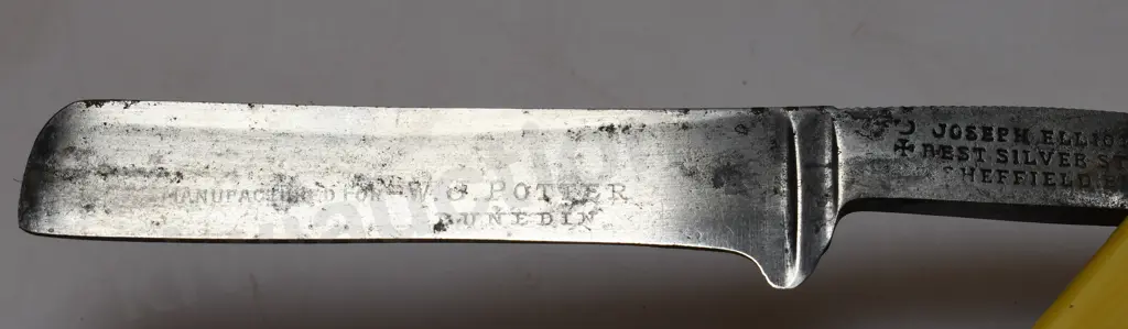 ADVERTISING CUT THROAT RAZOR DUNEDIN Image 1++