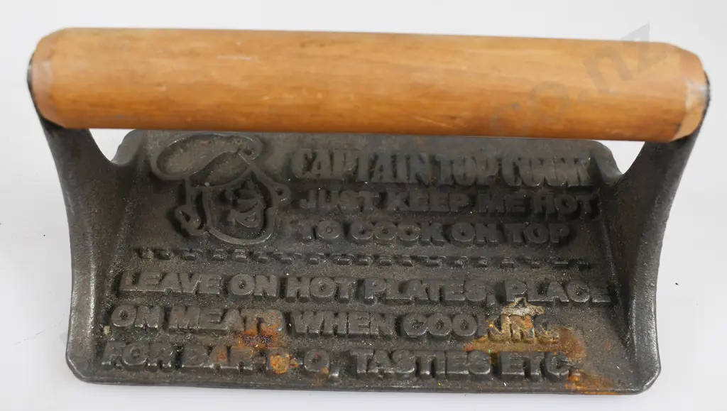 CAST IRON LITTLE STAR APPLE PEELER & TOP COOK PRESS Image 1++