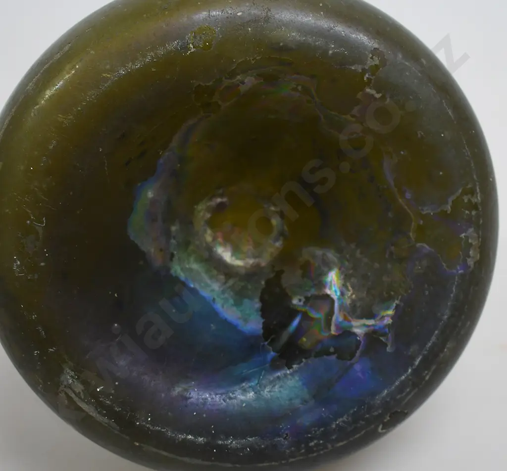 DUTCH ONION FREE BLOWN BOTTLE Image 1++