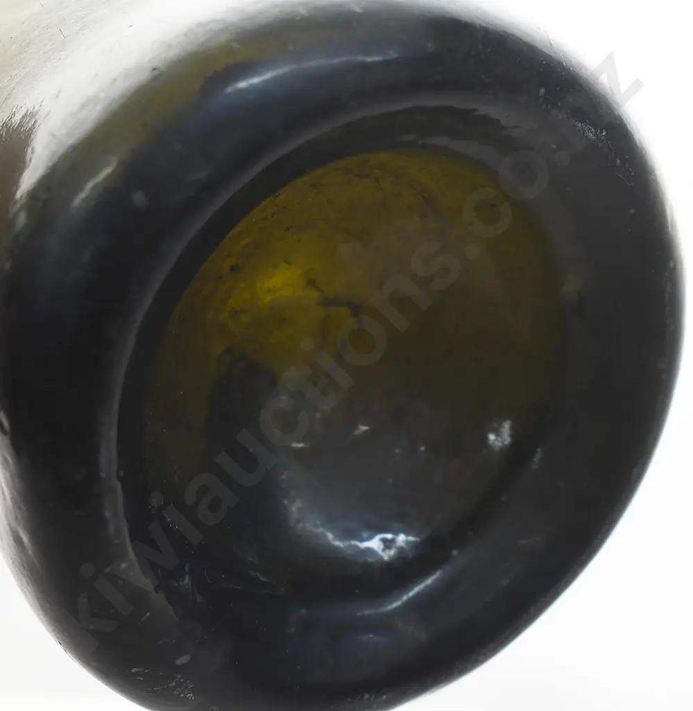 EARLY FREE BLOWN WINE Image 1++