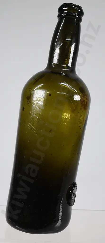 MIDDLE TEMPLE SEALED BOTTLE Image 1++