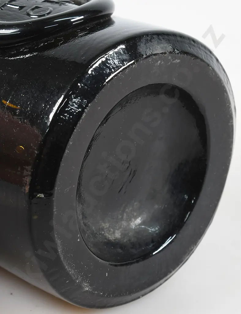 TRINITY COLLEGE COMMON ROOM SEALED WINE Image 1++