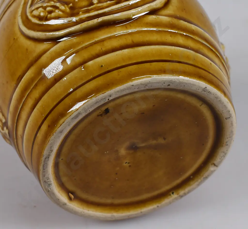 BYETT GLOUCESTER TOBACCO JAR 1879 Image 1++