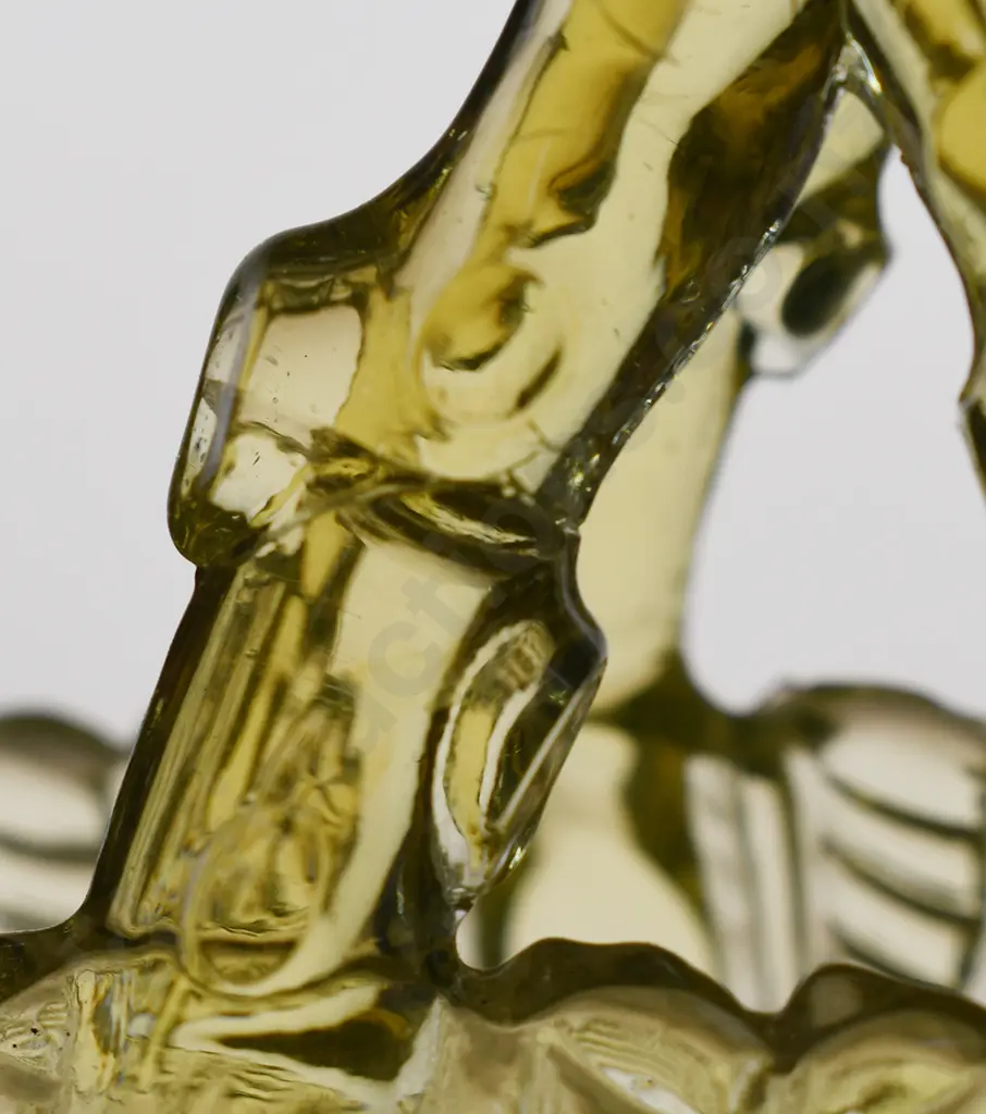 URANIUM GLASS BASKETS, WITH TWIG HANDLES Image 1++