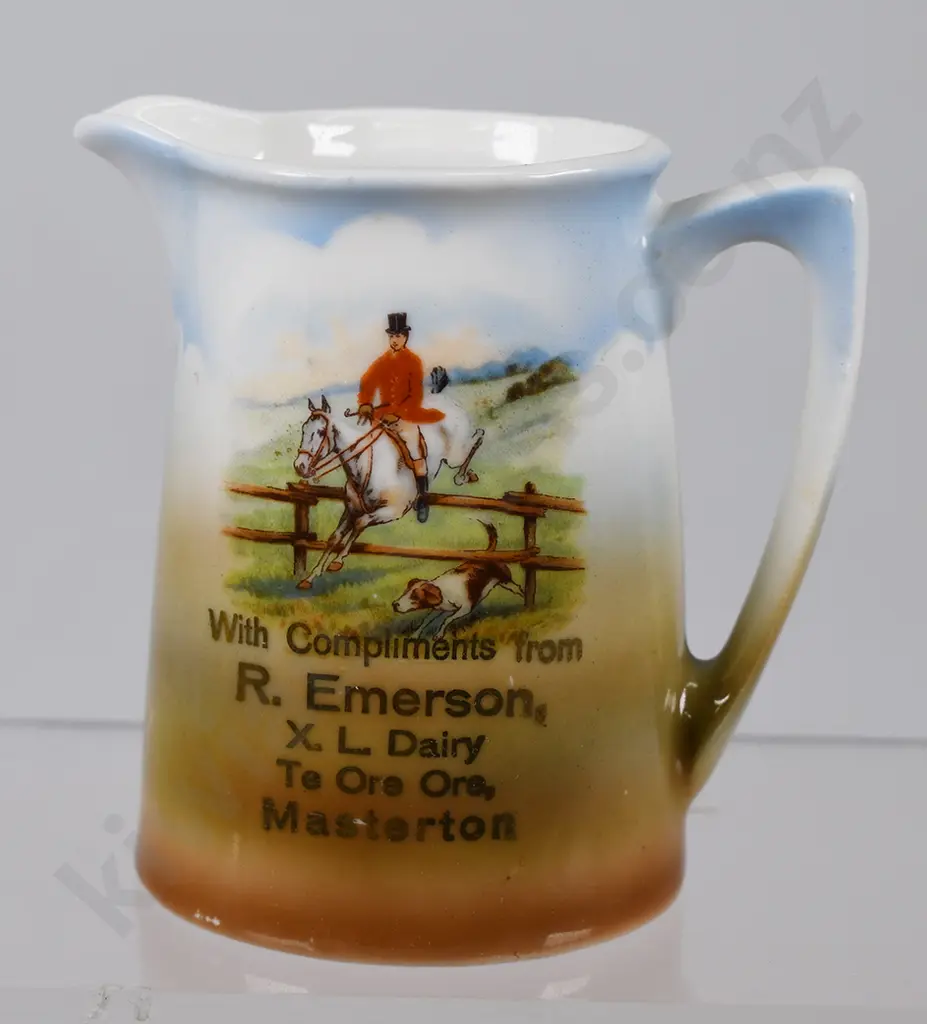 HUNTING SCENE ADVERTISING JUG, MASTERTON Image 1++