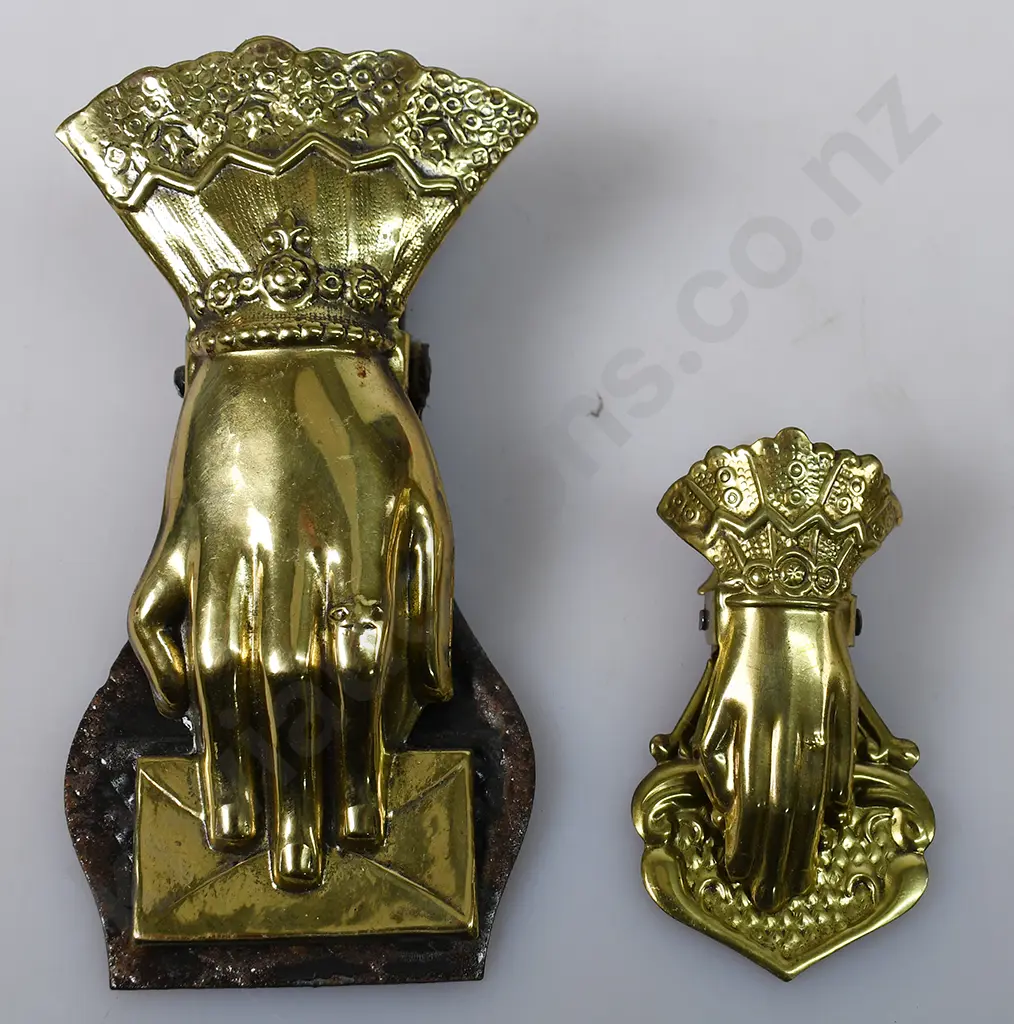 BRASS HAND PAPER CLIPS Image 1++