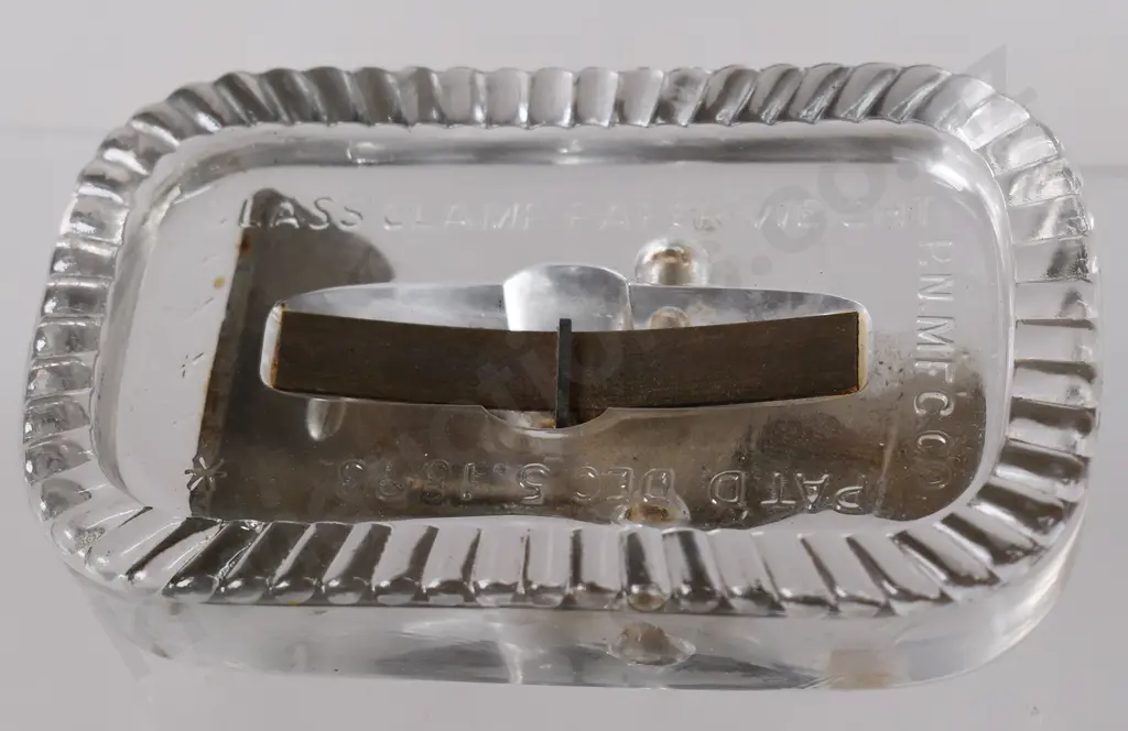 GLASS CLAMP PAPER WEIGHT Image 1++