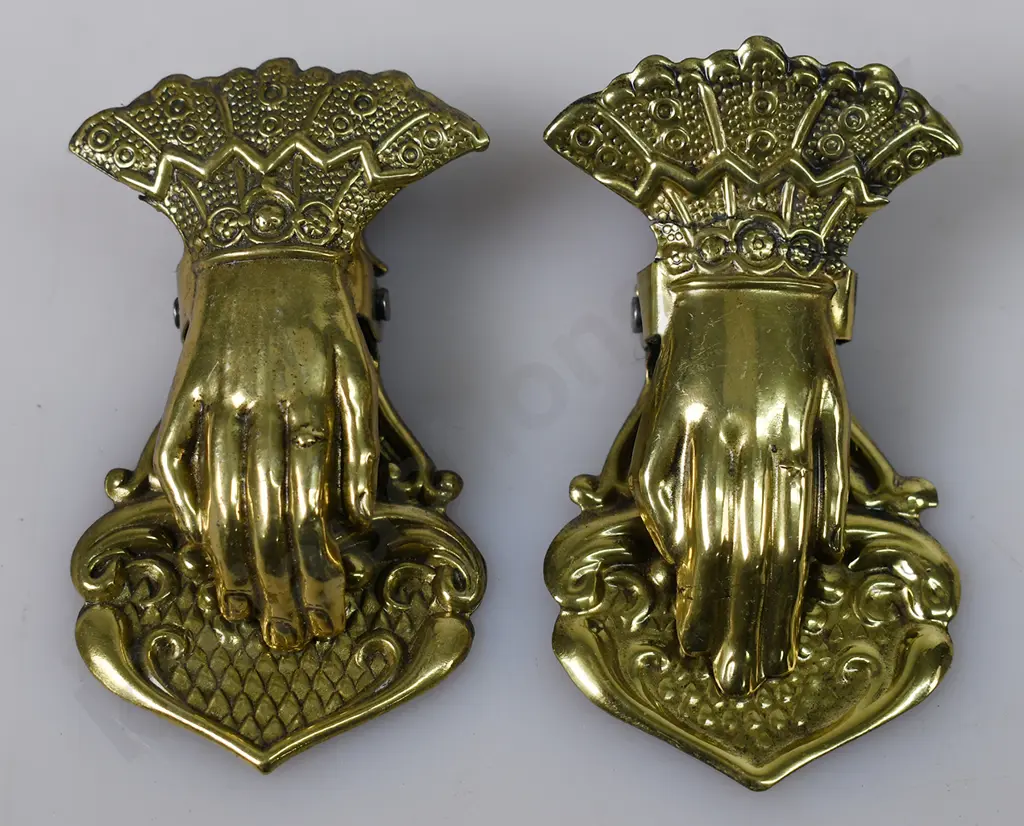 BRASS HAND PAPER CLIPS Image 1++